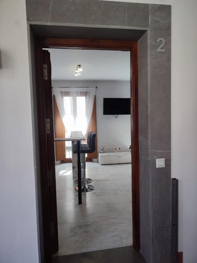 Encanto. Céntrico Tríplex Cerca De La Corredera Y Casco Antiguo. Appartement Cordoue